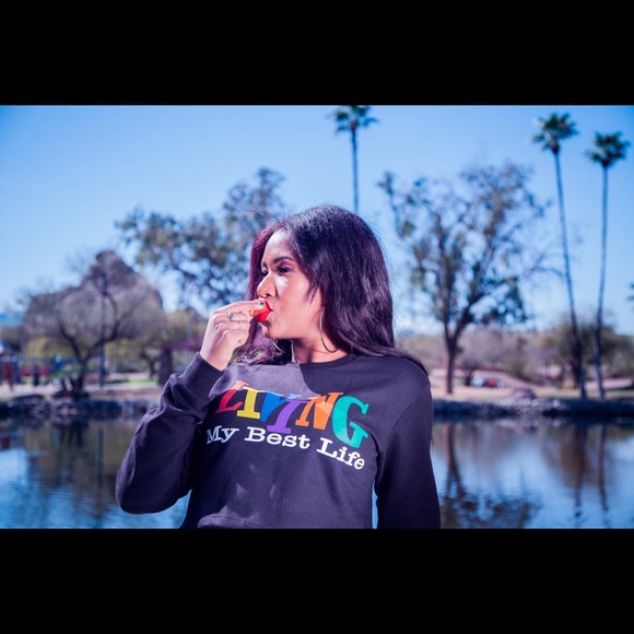 COPY - “Living My Best Life” Crop Top - Picture 4 of 8